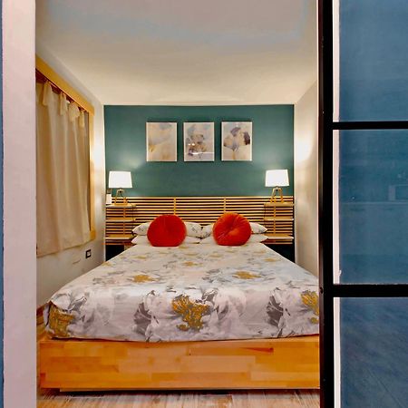 The Attic Apartment Civitavecchia Exterior foto